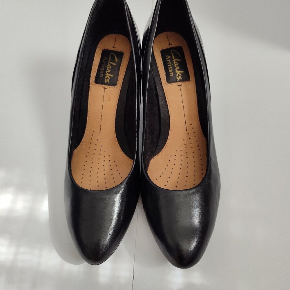 Clarks Artisan Mixed-Media Leather Pump